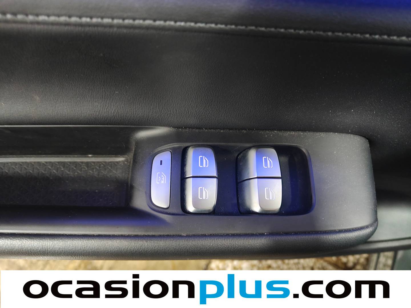 EBRO S800 EBRO S800 1.6 TGDI Premium DCT (147 CV) 7 Plazas automático