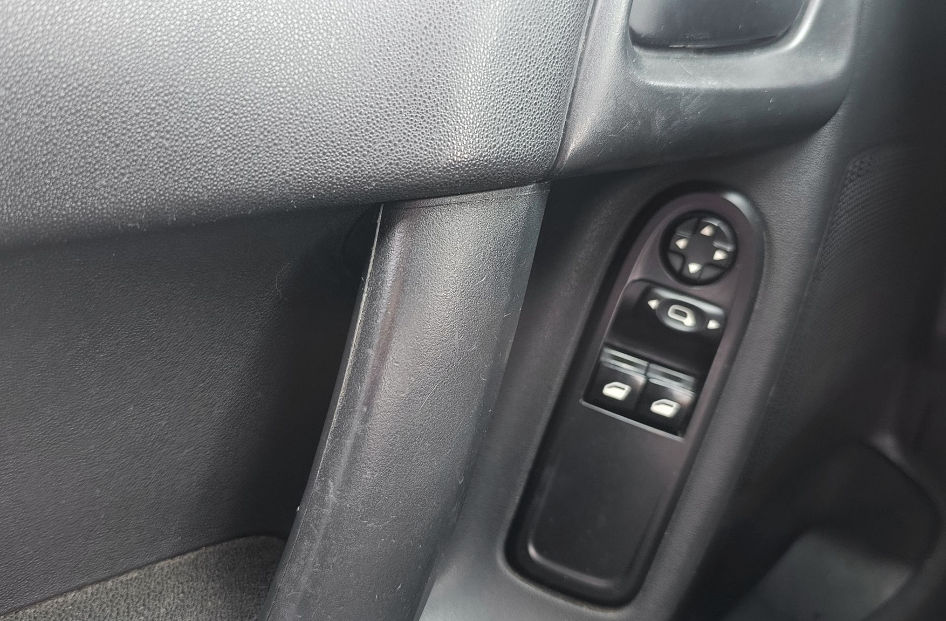 Citroën C3 HDi 70 Tonic - foto 29