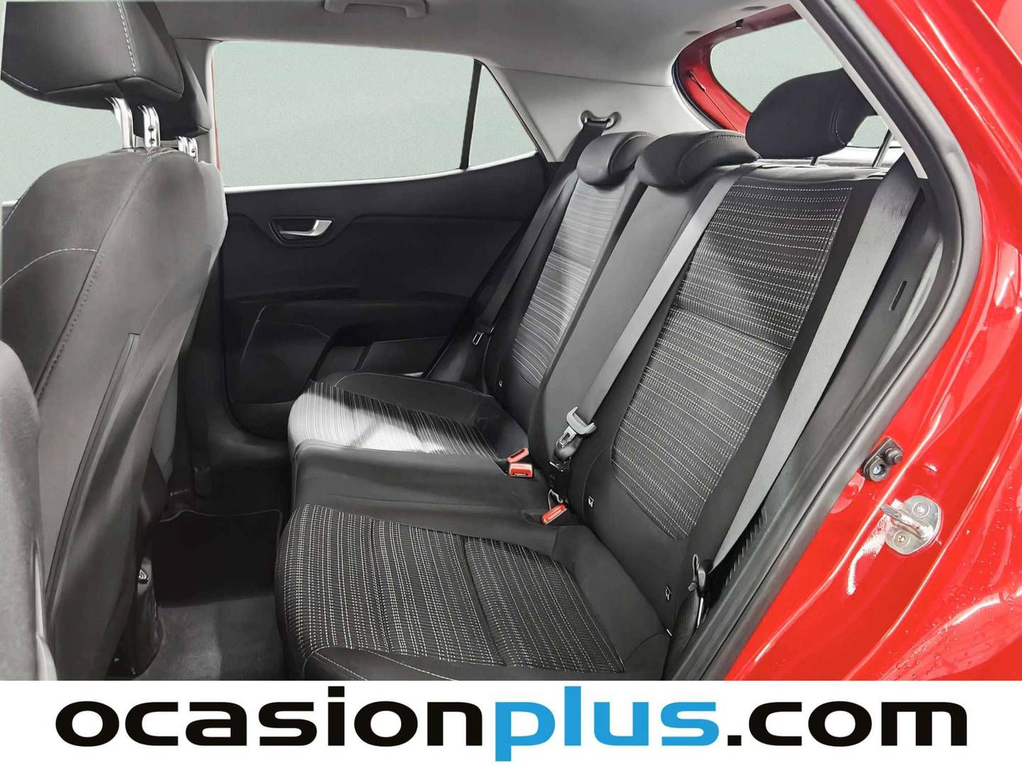 Foto asientos traseros KIA Stonic KIA Stonic 1.0 T-GDi MHEV Drive iMT (100 CV)