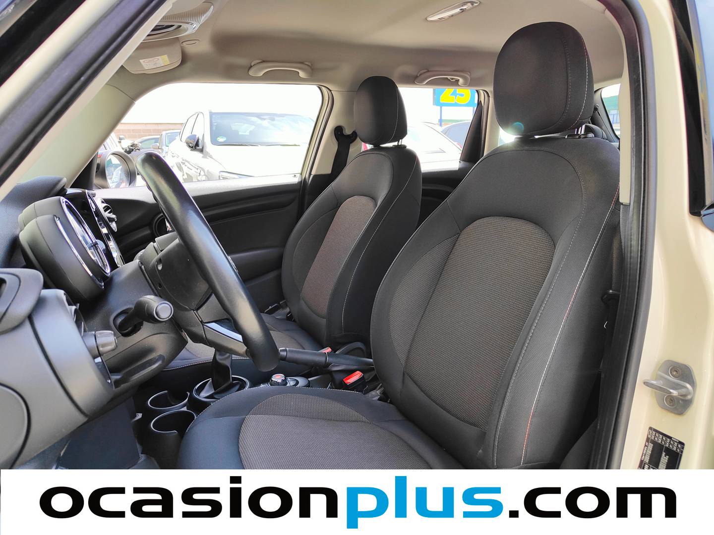 Foto asientos delanteros Mini MINI Mini MINI Cooper 5 Puertas One (102 CV)