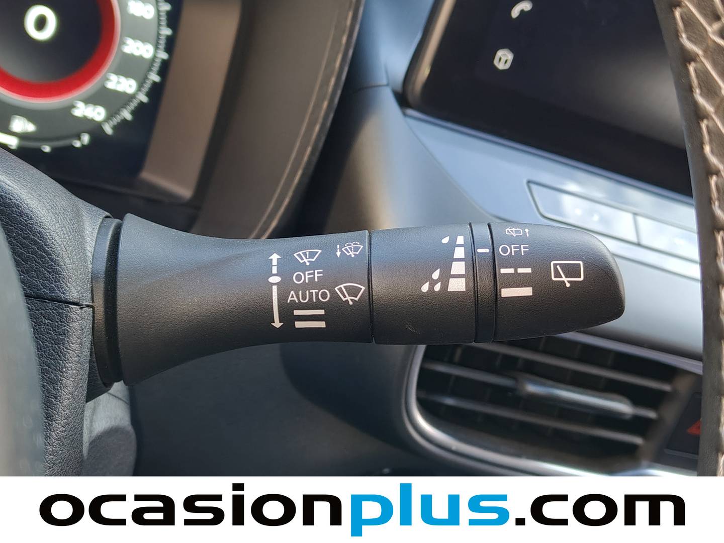 Foto Nissan JUKE Nissan Juke DIG-T N-Connecta 4x2 (114 CV)