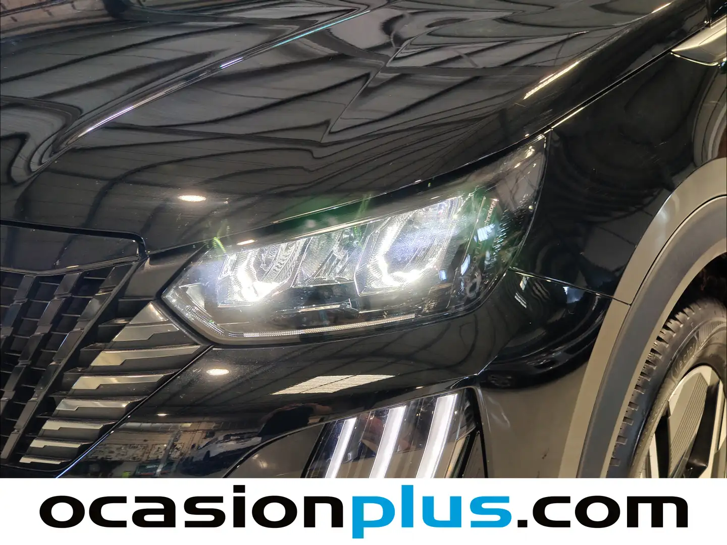 Foto Peugeot 2008 Peugeot 2008 Allure Hybrid eDCS6  (145 CV)