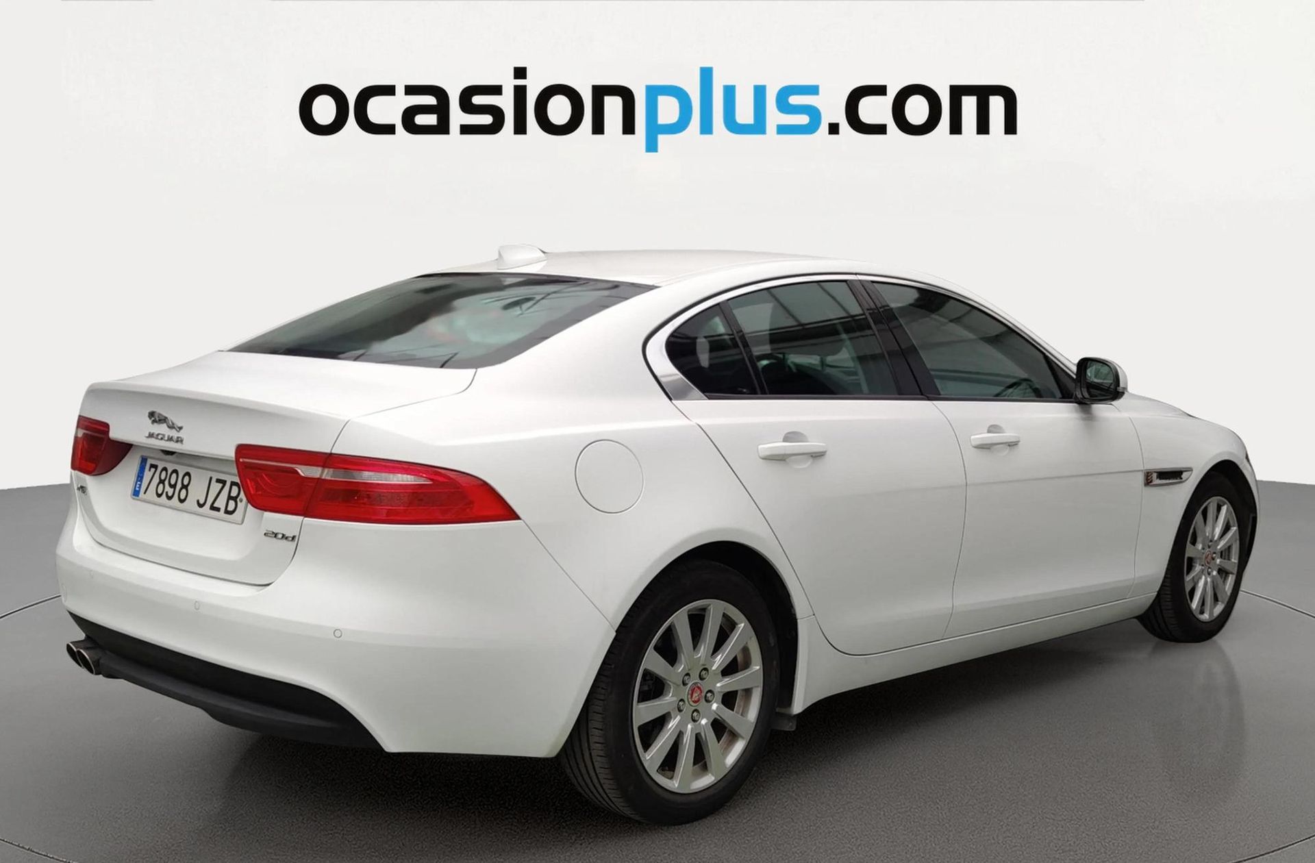 Jaguar XE 2.0 Diesel XE-Pure RWD - foto 4