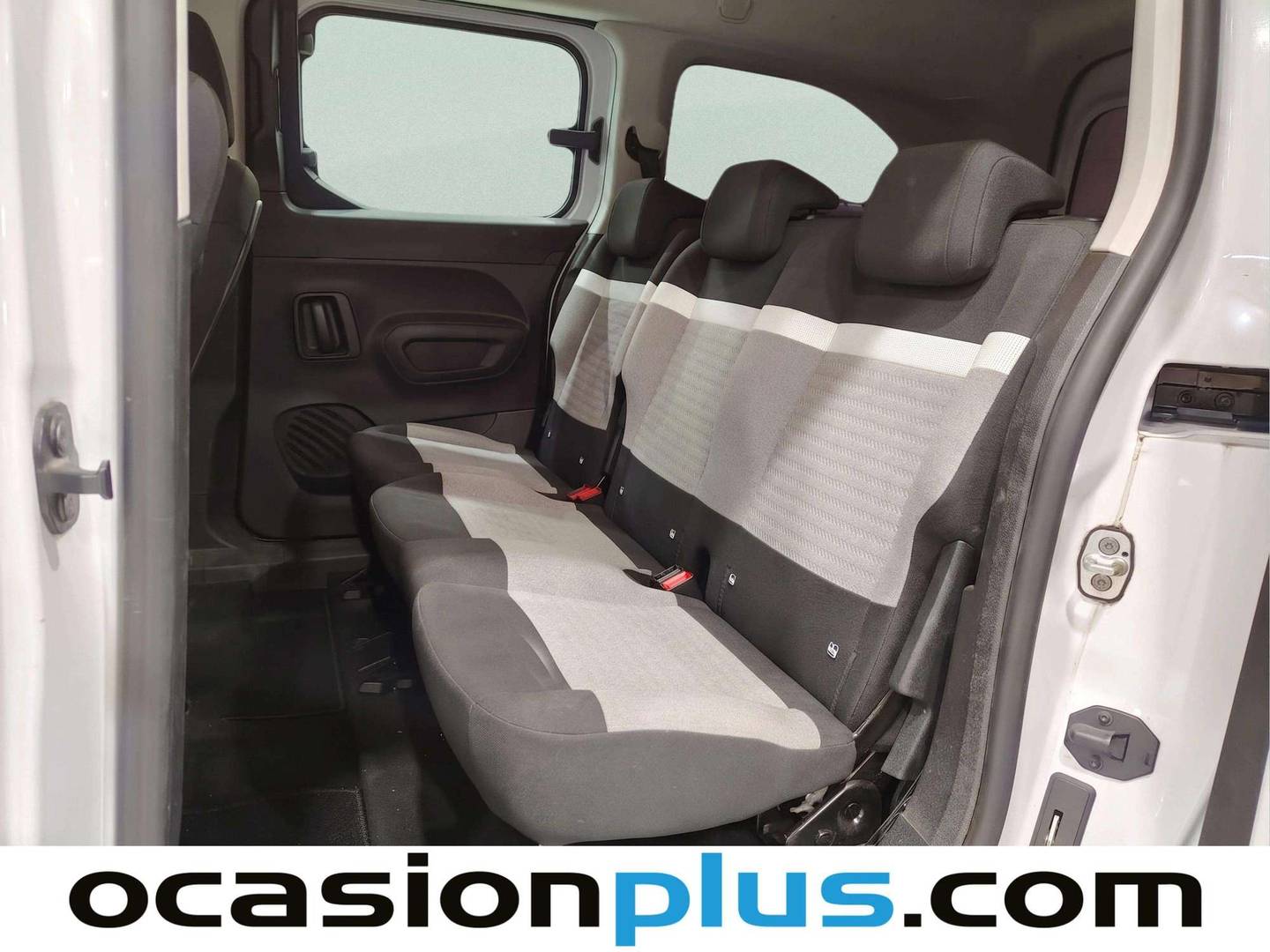 Foto asientos traseros Citroën Berlingo Citroën Berlingo BlueHDi 130 S&S Talla XL Plus (130 CV)