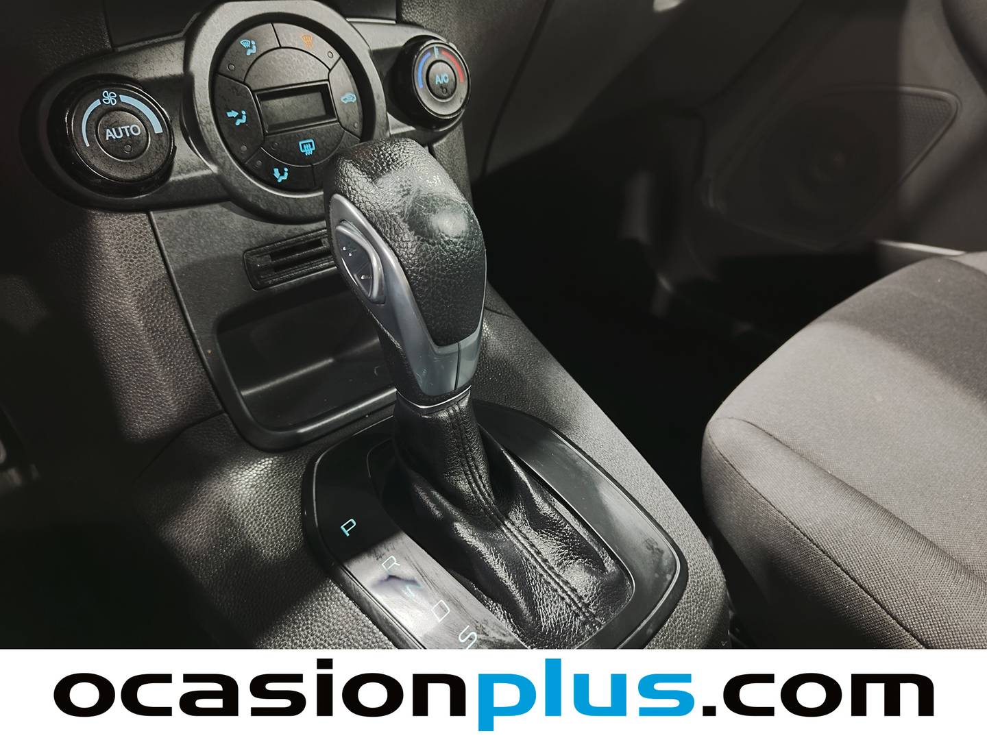 Foto Ford Fiesta Ford Fiesta 1.6 Ti-VCT Trend Powershift  (105 CV)