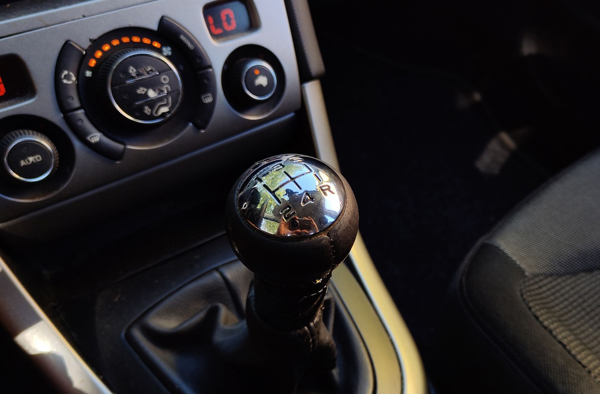 Peugeot 308 1.6 HDi Sport - foto 5