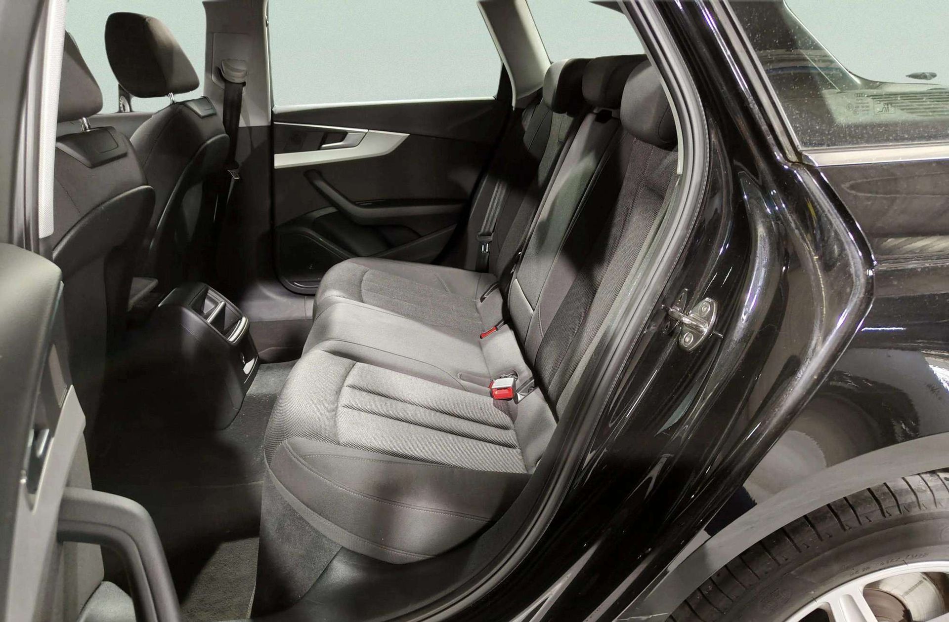 Audi A4 Avant Advanced 35 TFSI S tronic - foto 13