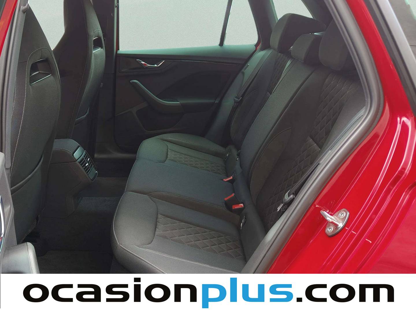 Foto asientos traseros Skoda Kamiq Skoda Kamiq 1.0 TSI Sport (110 CV)