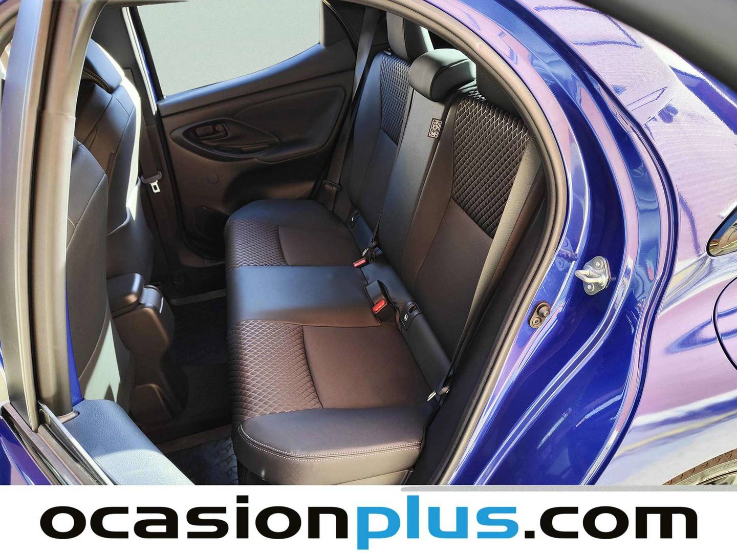 Foto asientos traseros Toyota Yaris Toyota Yaris 120H Style 85 kW (116 CV)