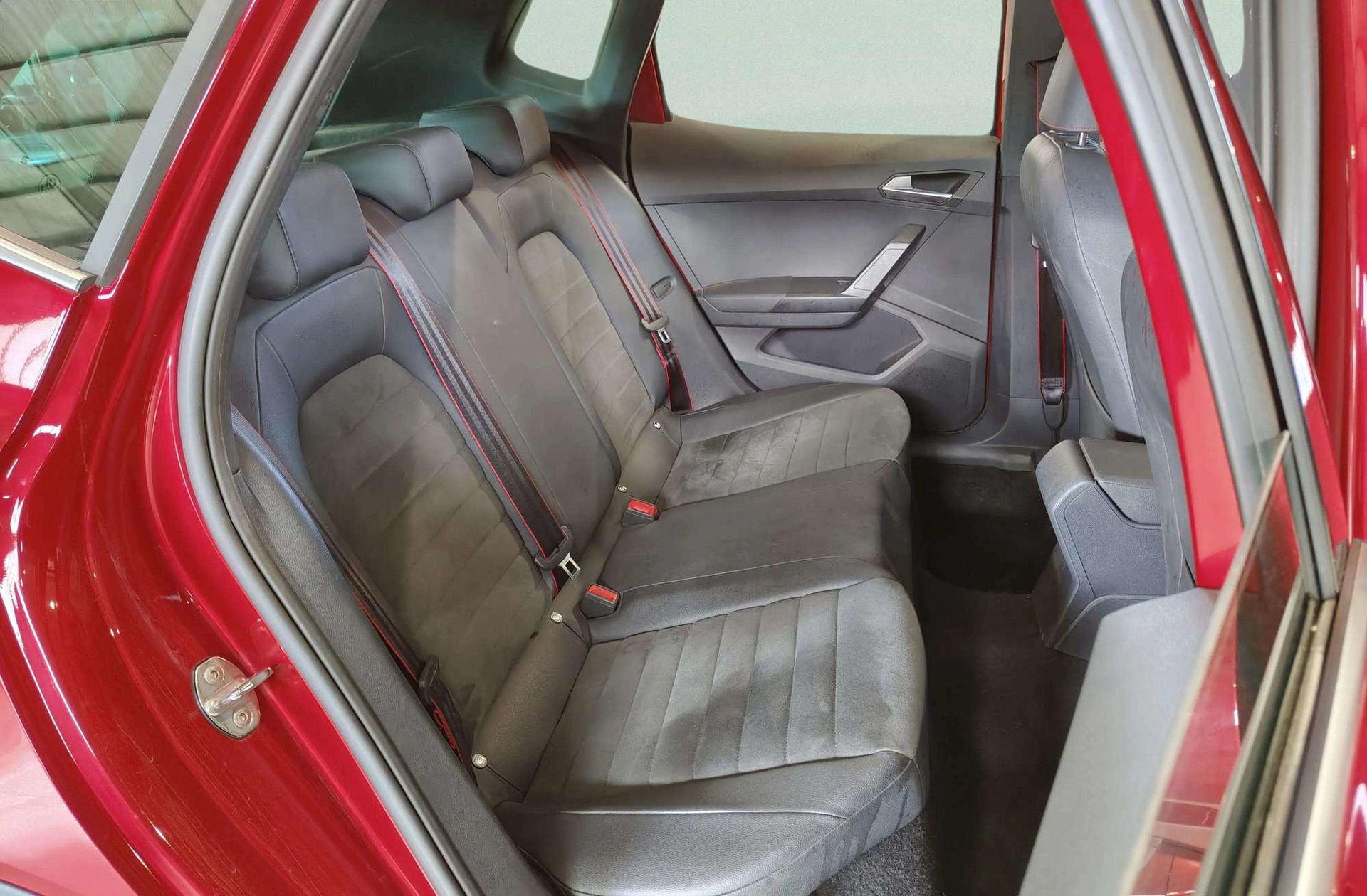 SEAT Arona 1.5 TSI FR XL DSG - foto 20