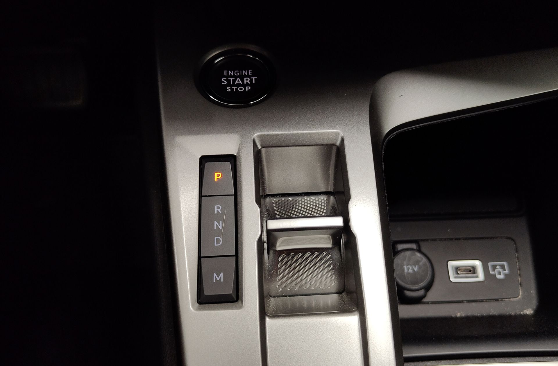 Peugeot 408 Allure Hybrid eDCS6 - foto 5