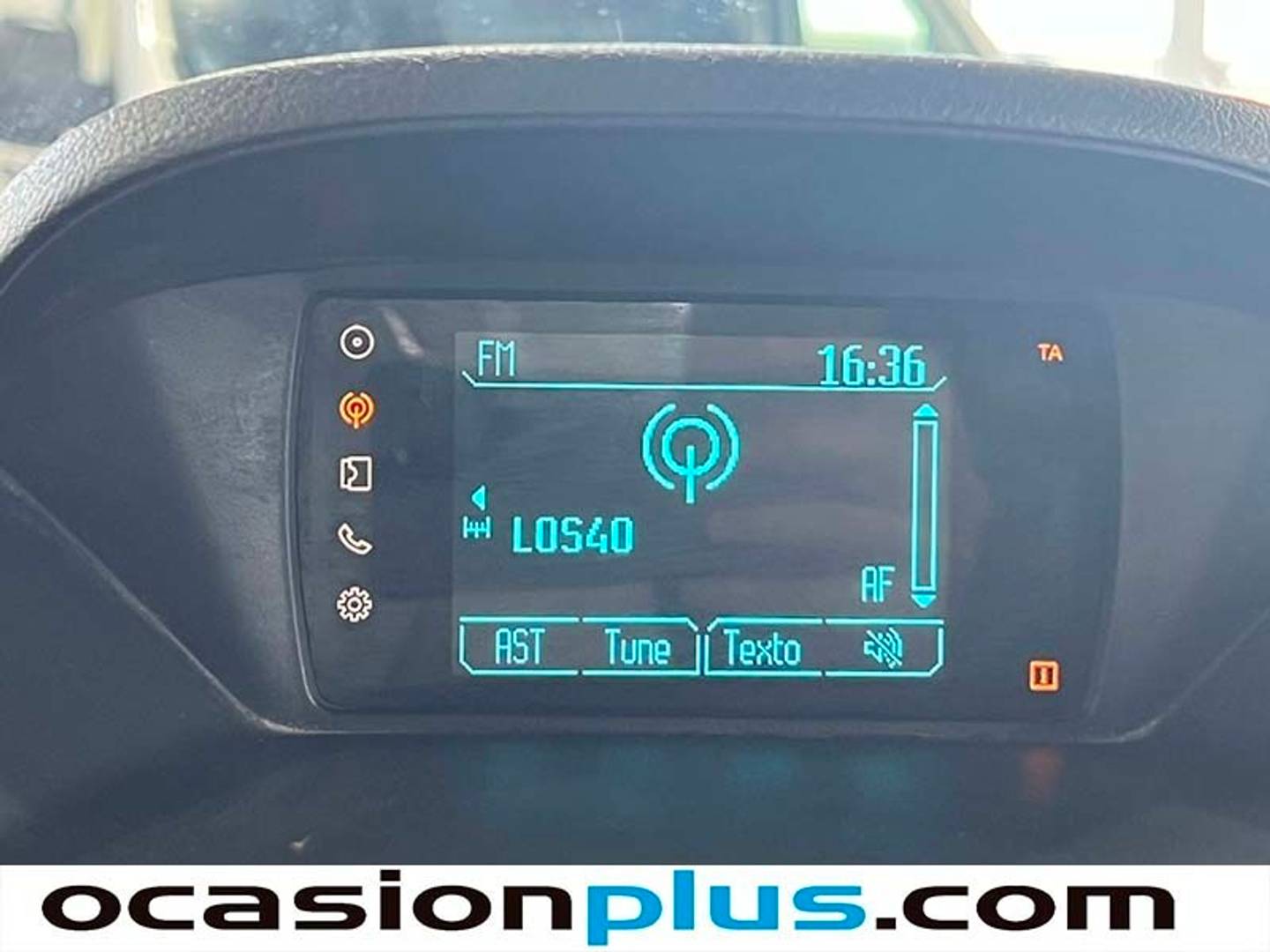 Foto Ford Tourneo Courier Ford Tourneo Courier 1.5 TDCi Titanium (95 CV)