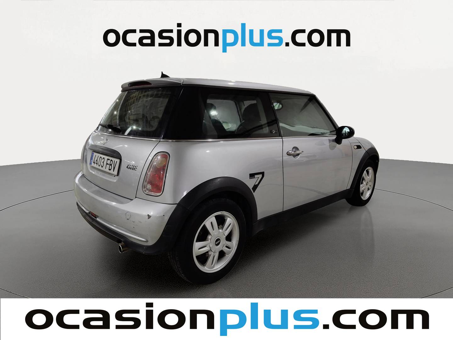 Foto trasera Mini MINI MINI MINI Cooper One (90 CV) derecha