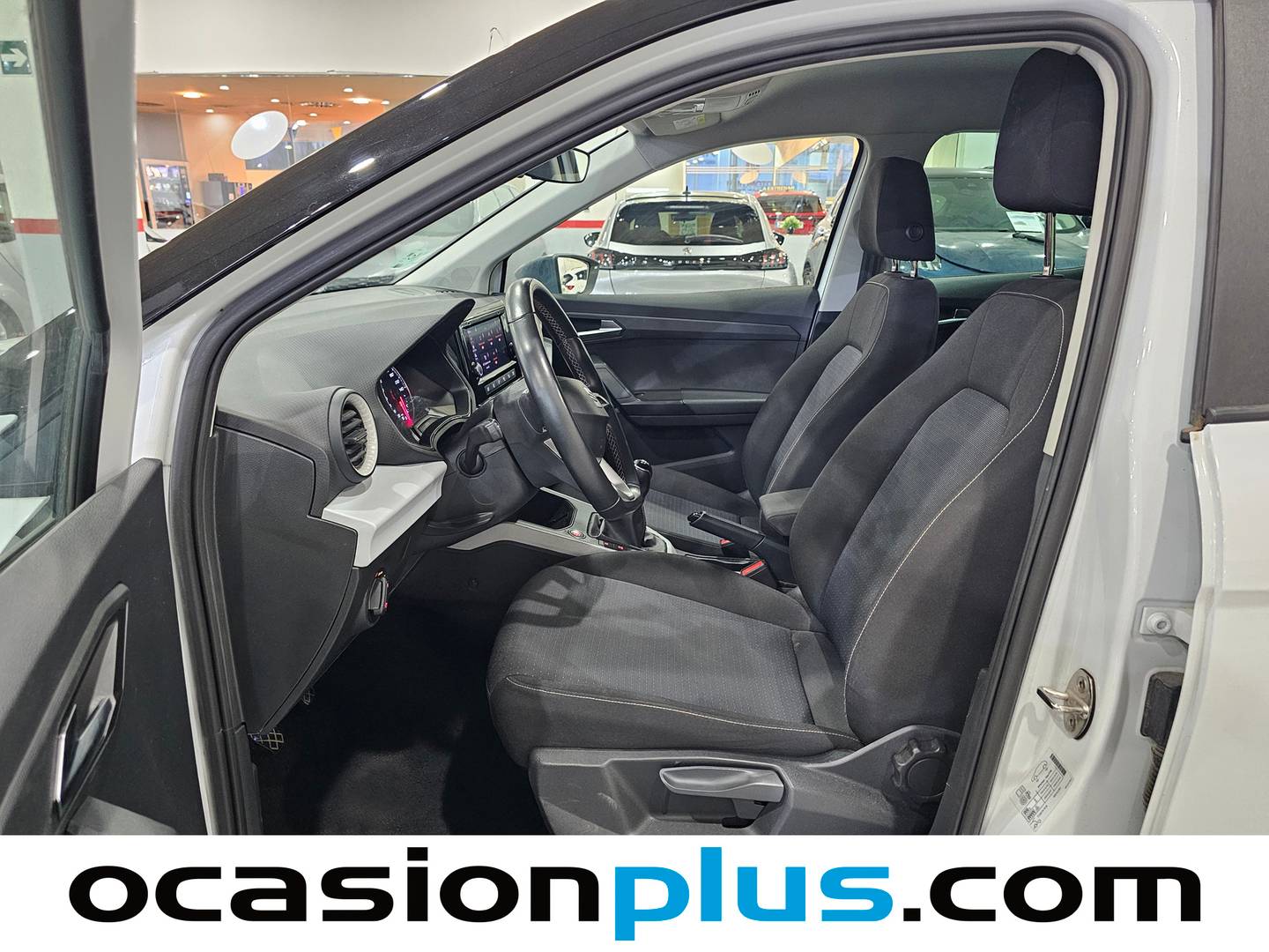 Foto asientos delanteros Seat Arona SEAT Arona 1.0 TSI Style XM Edition (110 CV)