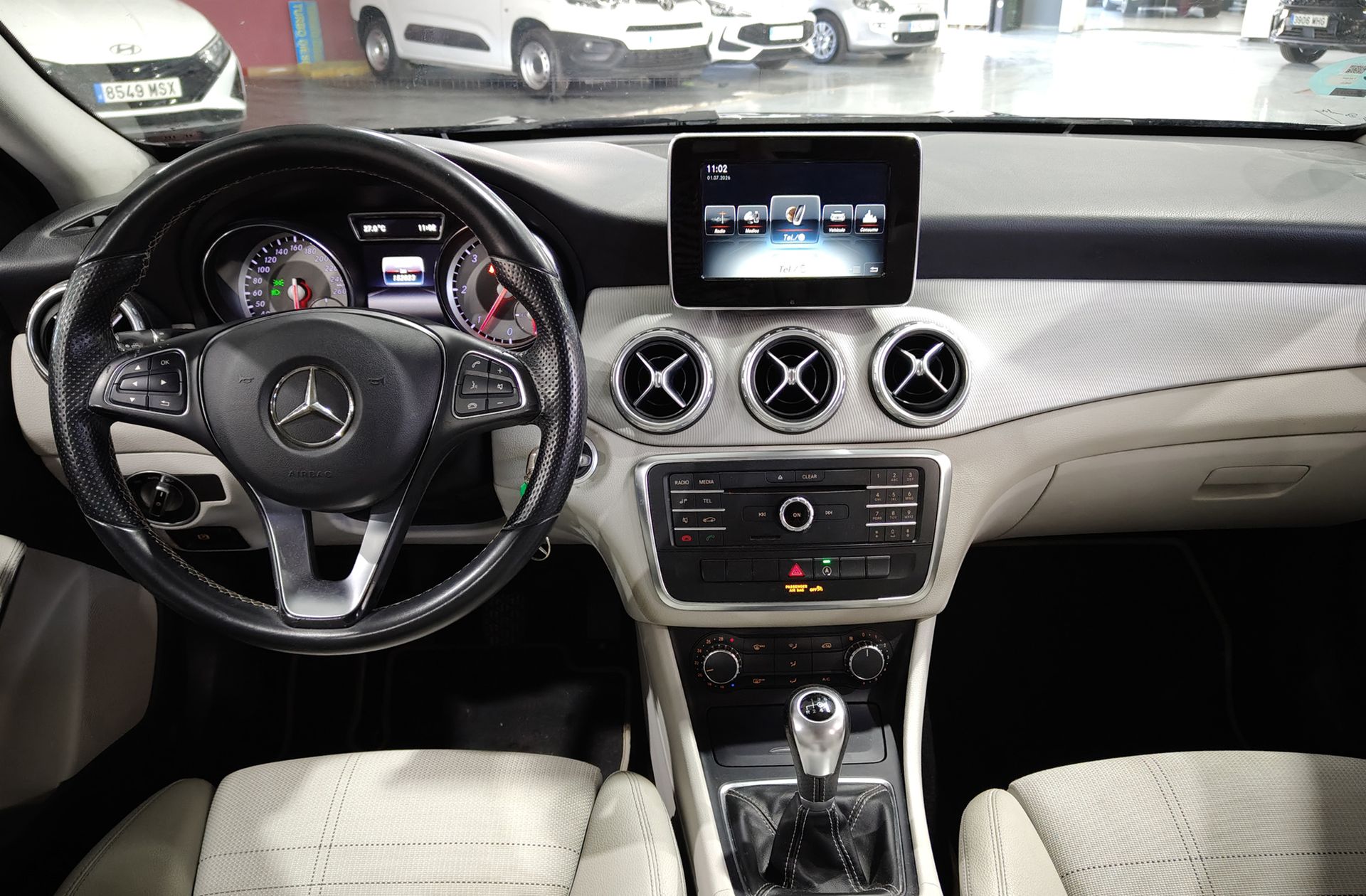 Mercedes-Benz GLA 200 d Urban - foto 6