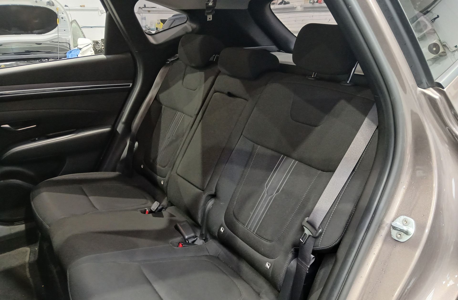 Hyundai Tucson 1.6 CRDi Maxx - foto 12