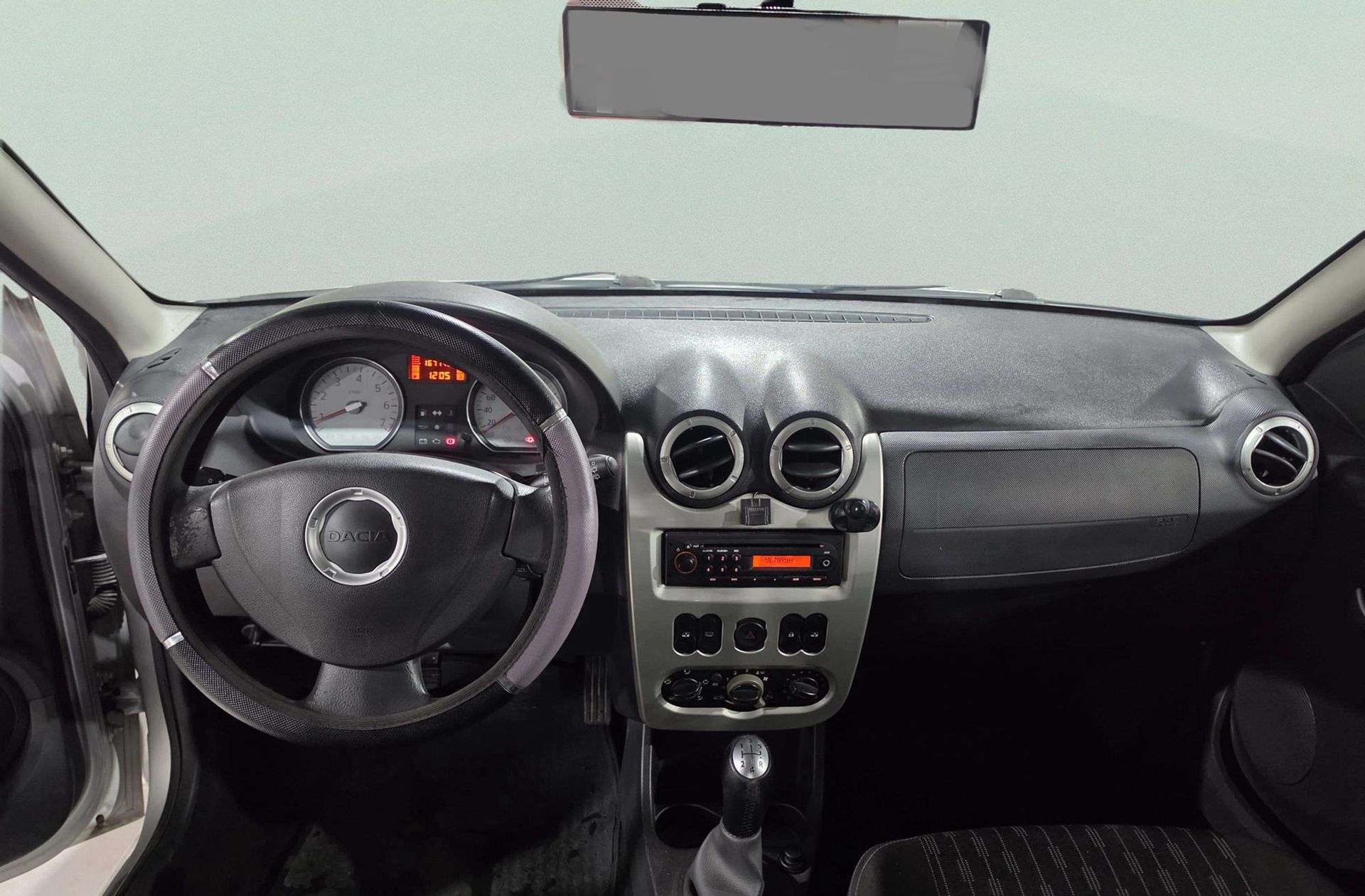 Dacia Sandero Laureate 1.2 - foto 6