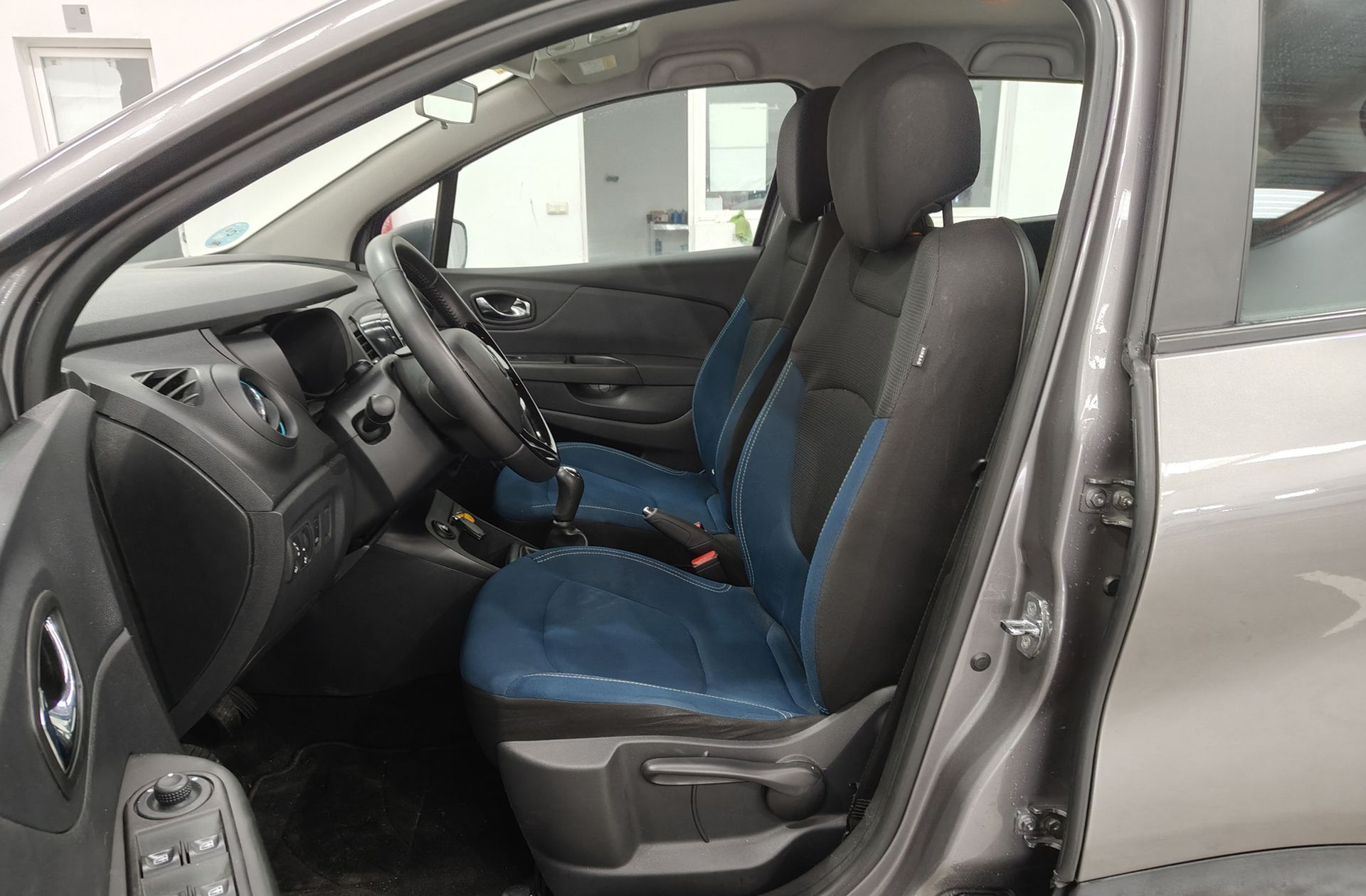 Renault Captur Intens Energy dCi - foto 8