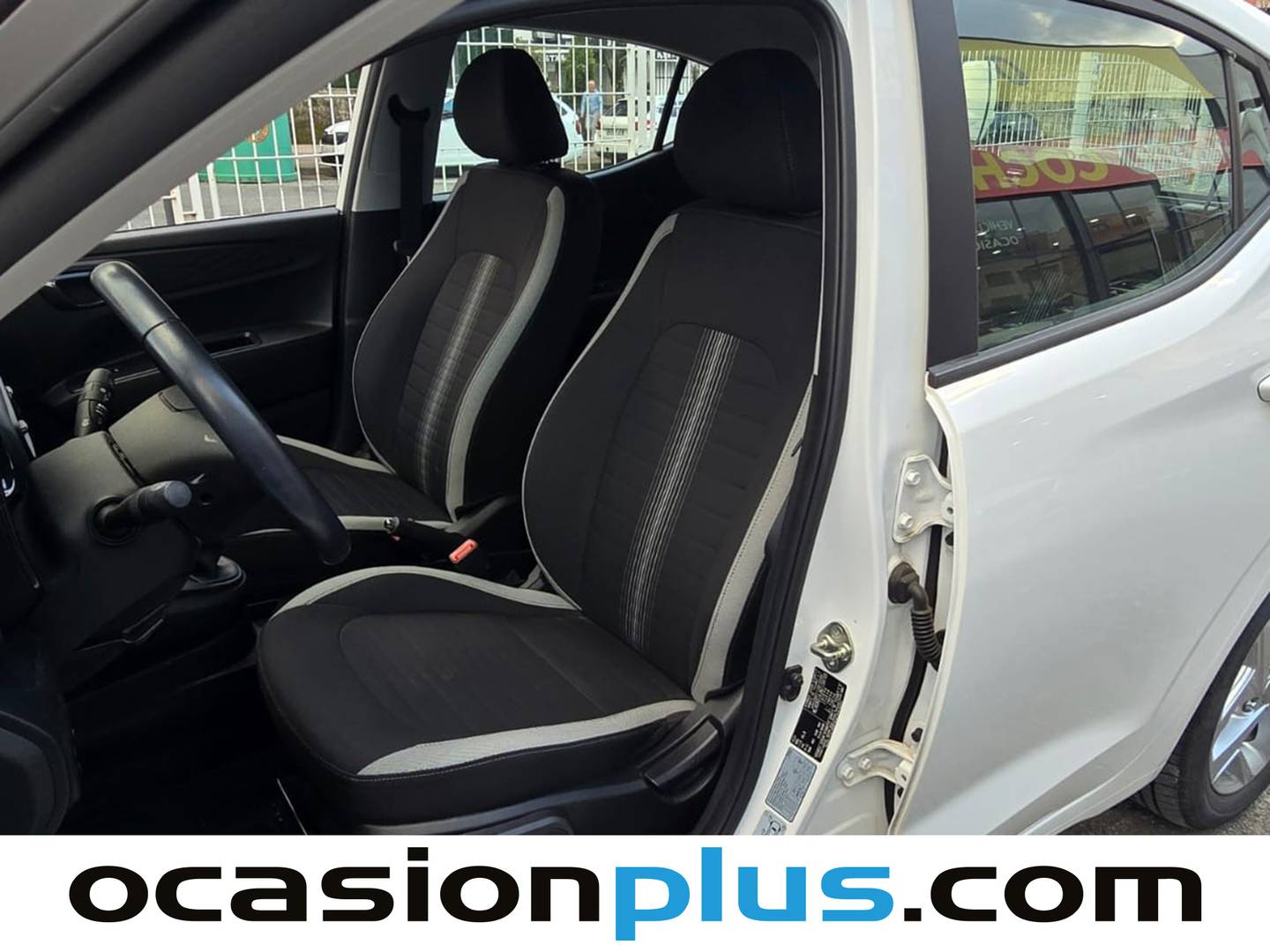 Hyundai i10 Hyundai i10 1.0 Klass AT (67 CV) 67cv