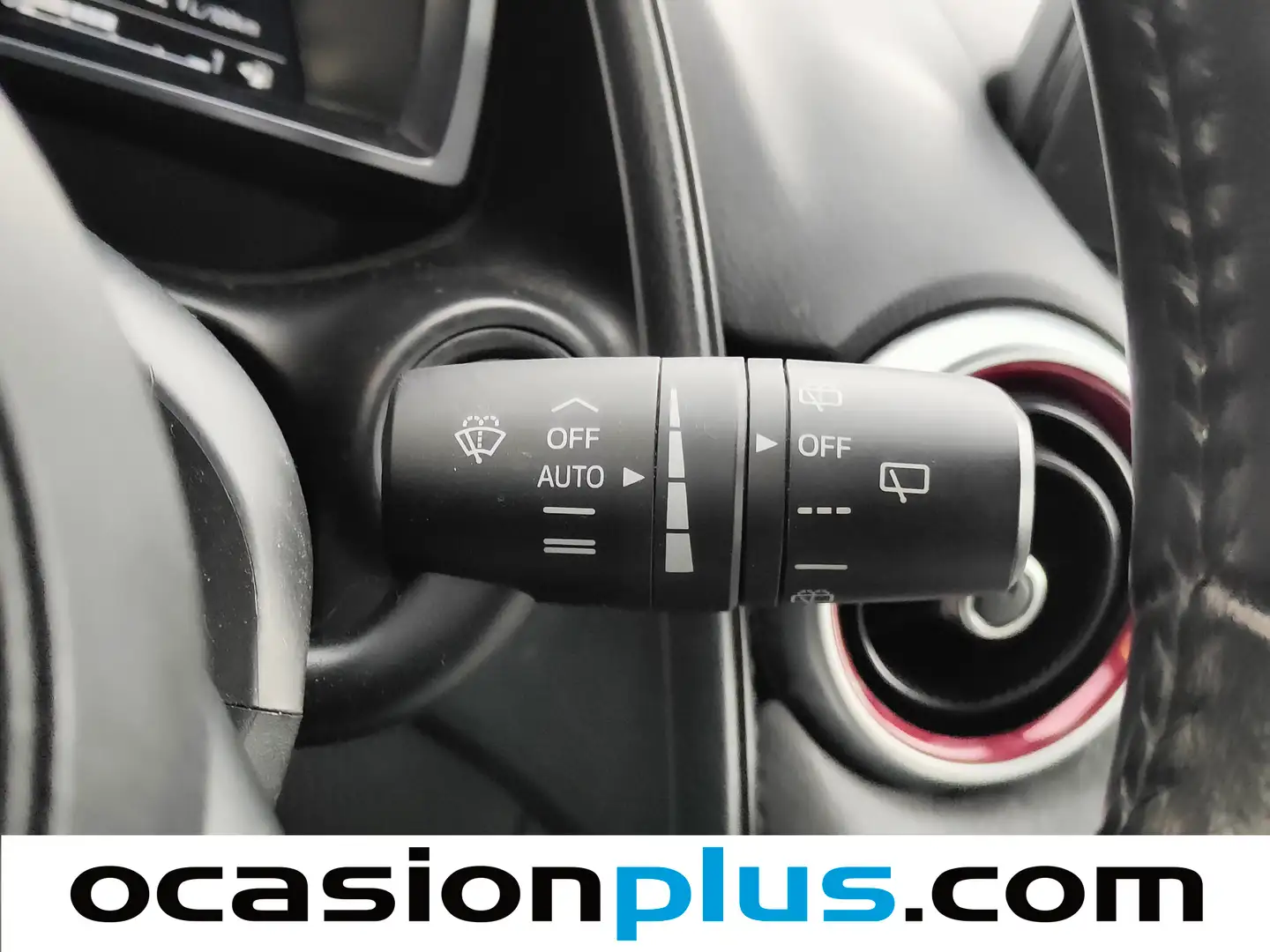 Foto Mazda CX-3 Mazda CX-3 2.0 G Zenith White 2WD AT (121 CV)