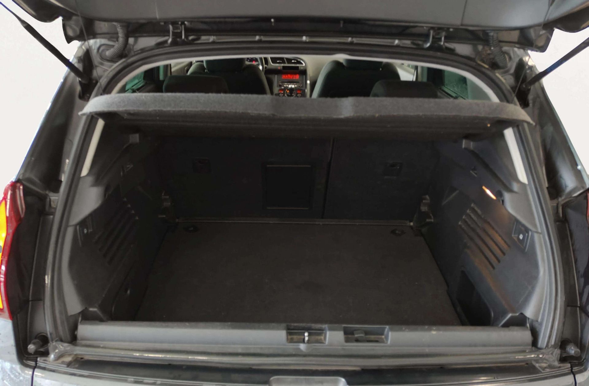Peugeot 3008 1.6 BlueHDi FAP Style - foto 12