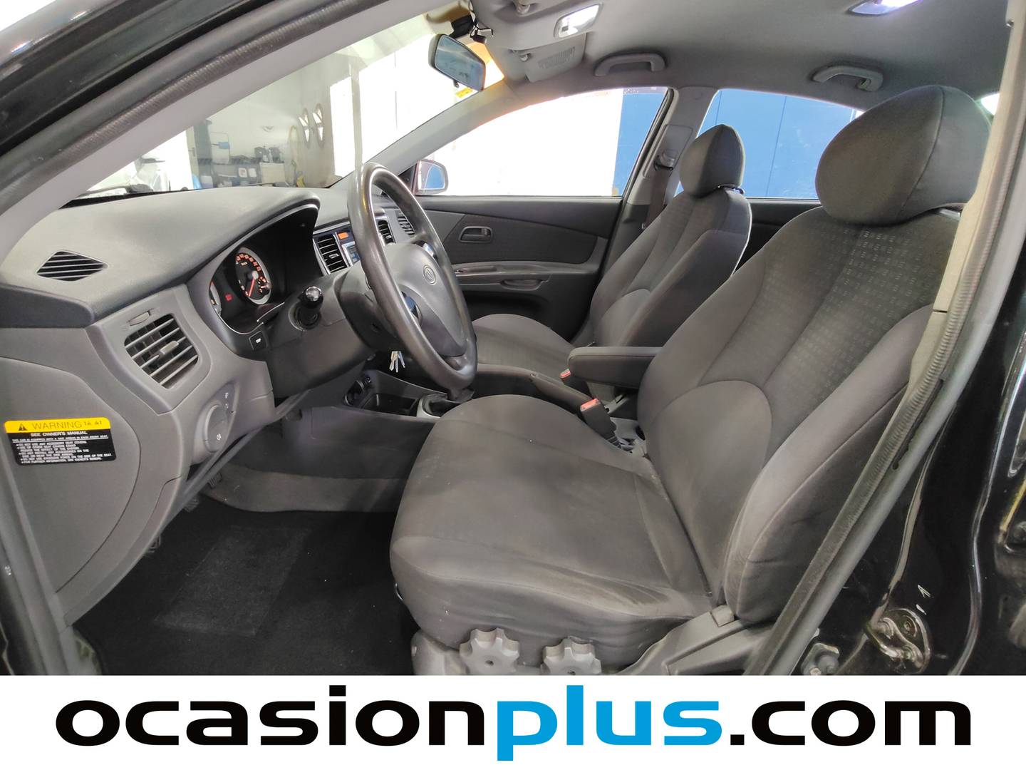 Foto asientos delanteros KIA Rio KIA Rio 1.4 DOHC EXI (94 CV)