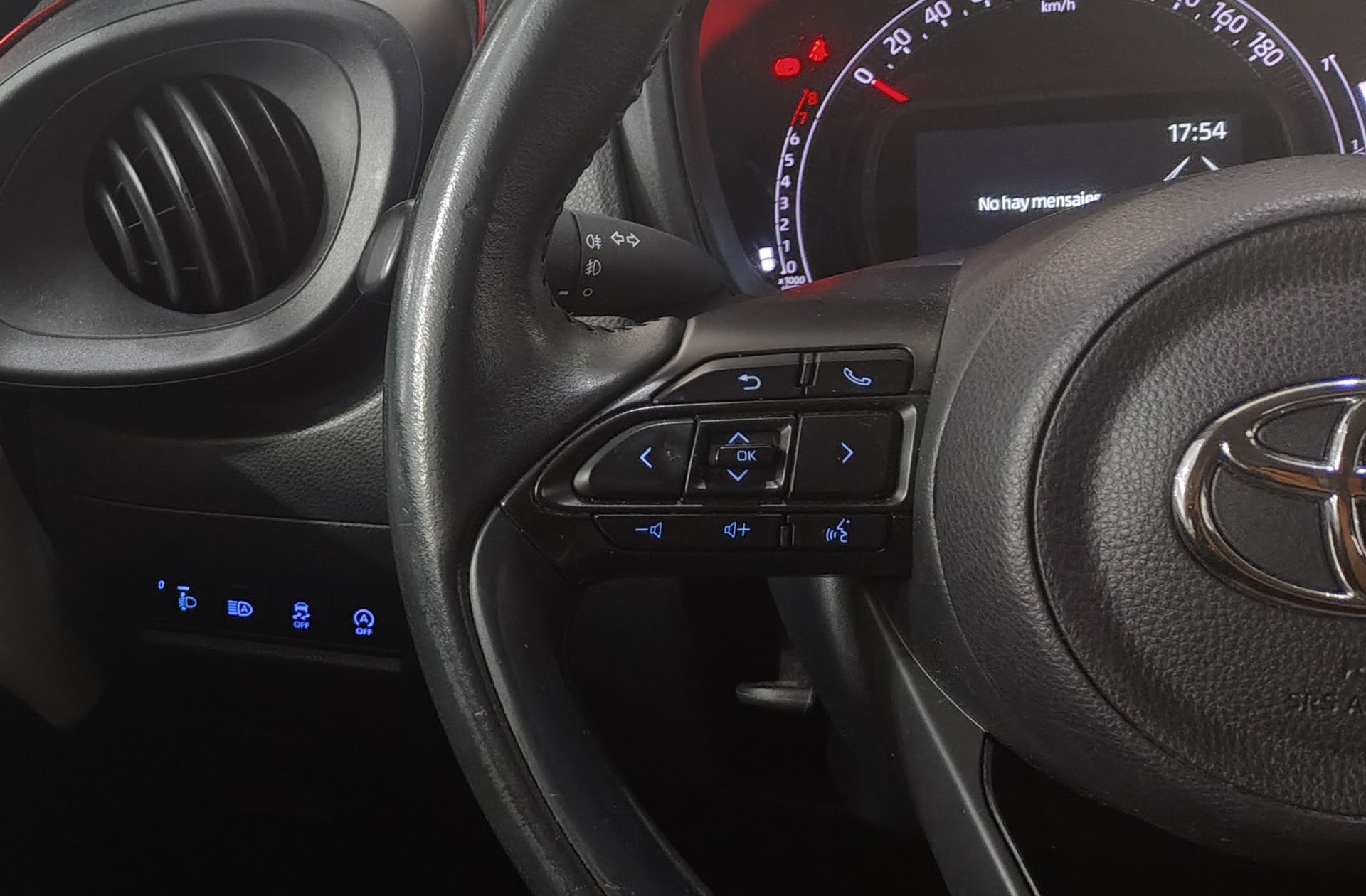 Toyota Aygo X 1.0 VVT-I Play - foto 24