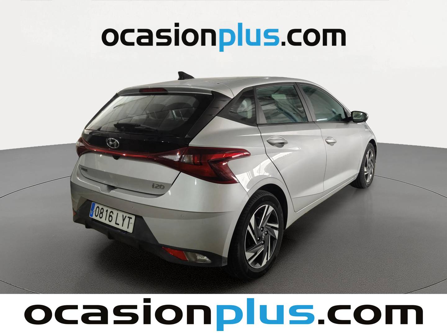 Foto trasera Hyundai i20 Hyundai i20 1.2 MPI Klass (84 CV) derecha