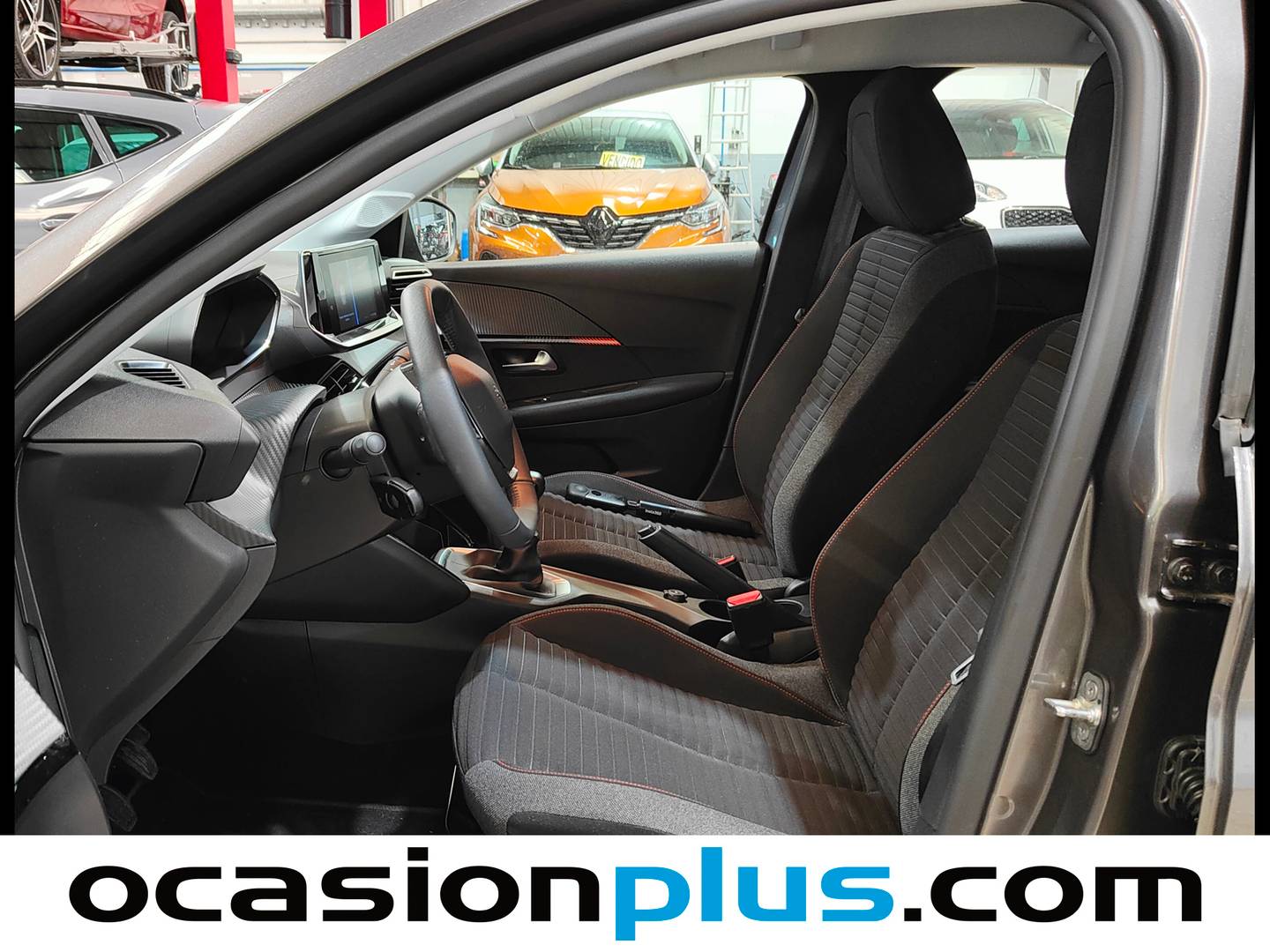 Foto asientos delanteros Peugeot 208 Peugeot 208 BlueHDi 100 S&S Active (100 CV)