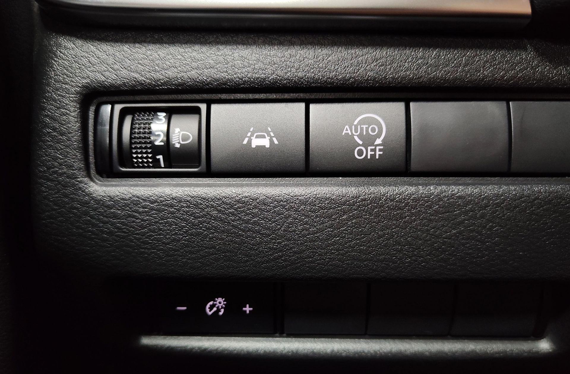 Nissan Qashqai DIG-T 158 mHEV N-Connecta Xtronic - foto 25
