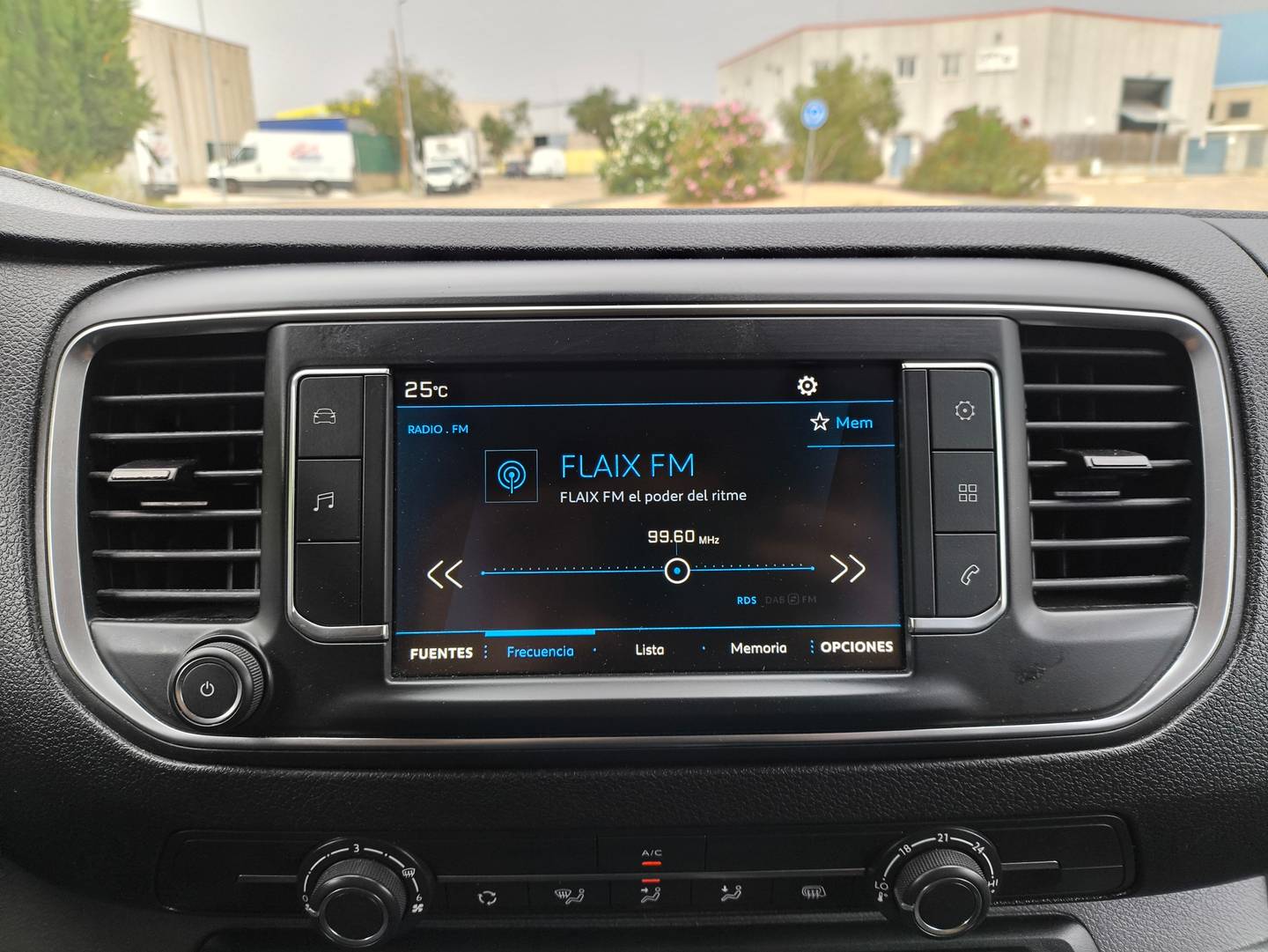 Peugeot Expert Peugeot Expert BlueHDi 100 Premium Long (102 CV) 2 Plazas al mejor precio