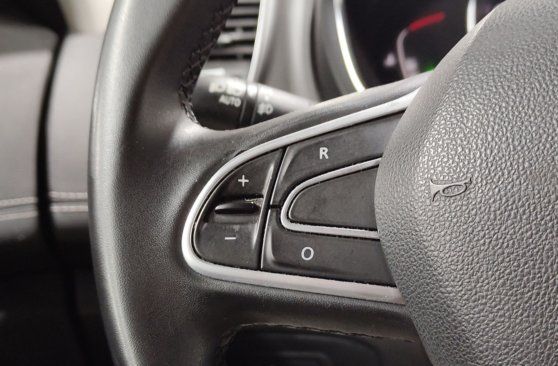 Renault Scénic Zen TCe GPF EDC - foto 25