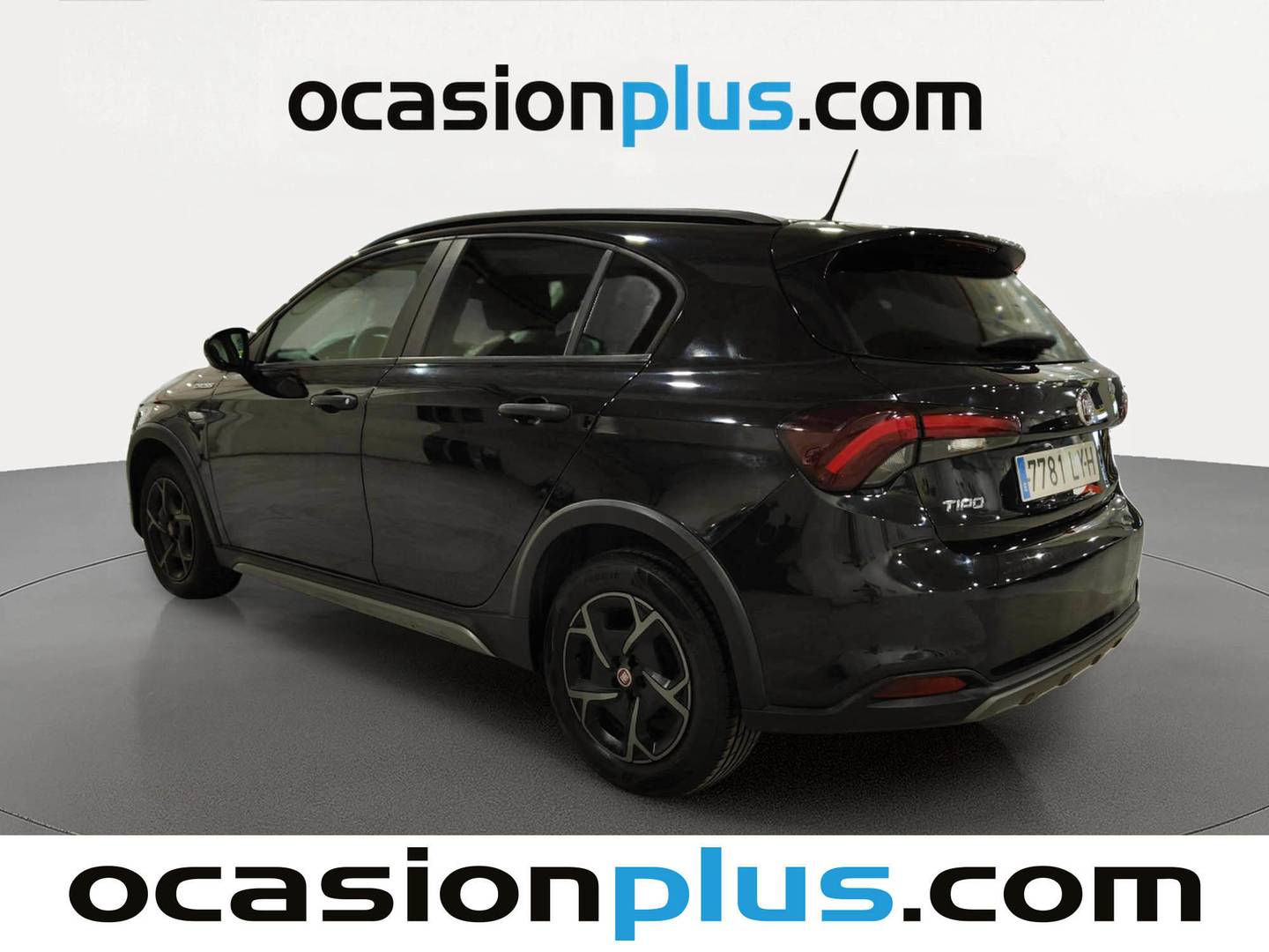 Foto trasera Fiat Tipo Fiat Tipo 1.3 Multijet City Cross (95 CV) izquierda