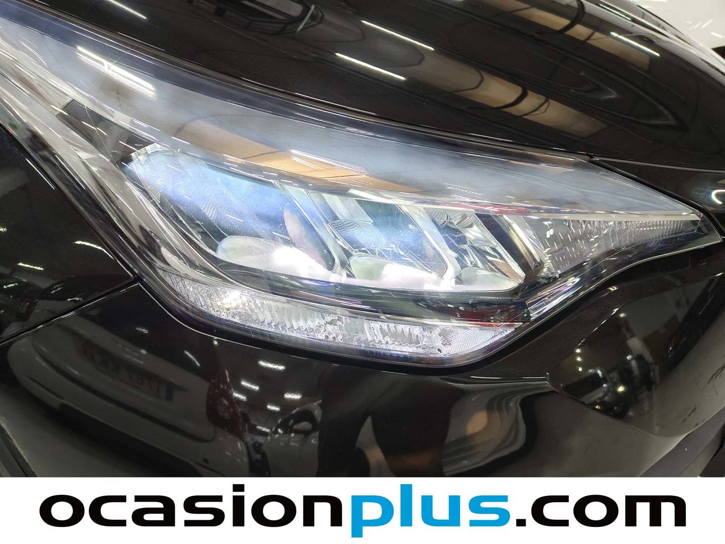 Extras del Toyota C-HR Toyota C-HR 1.8 125H Advance (122 CV)