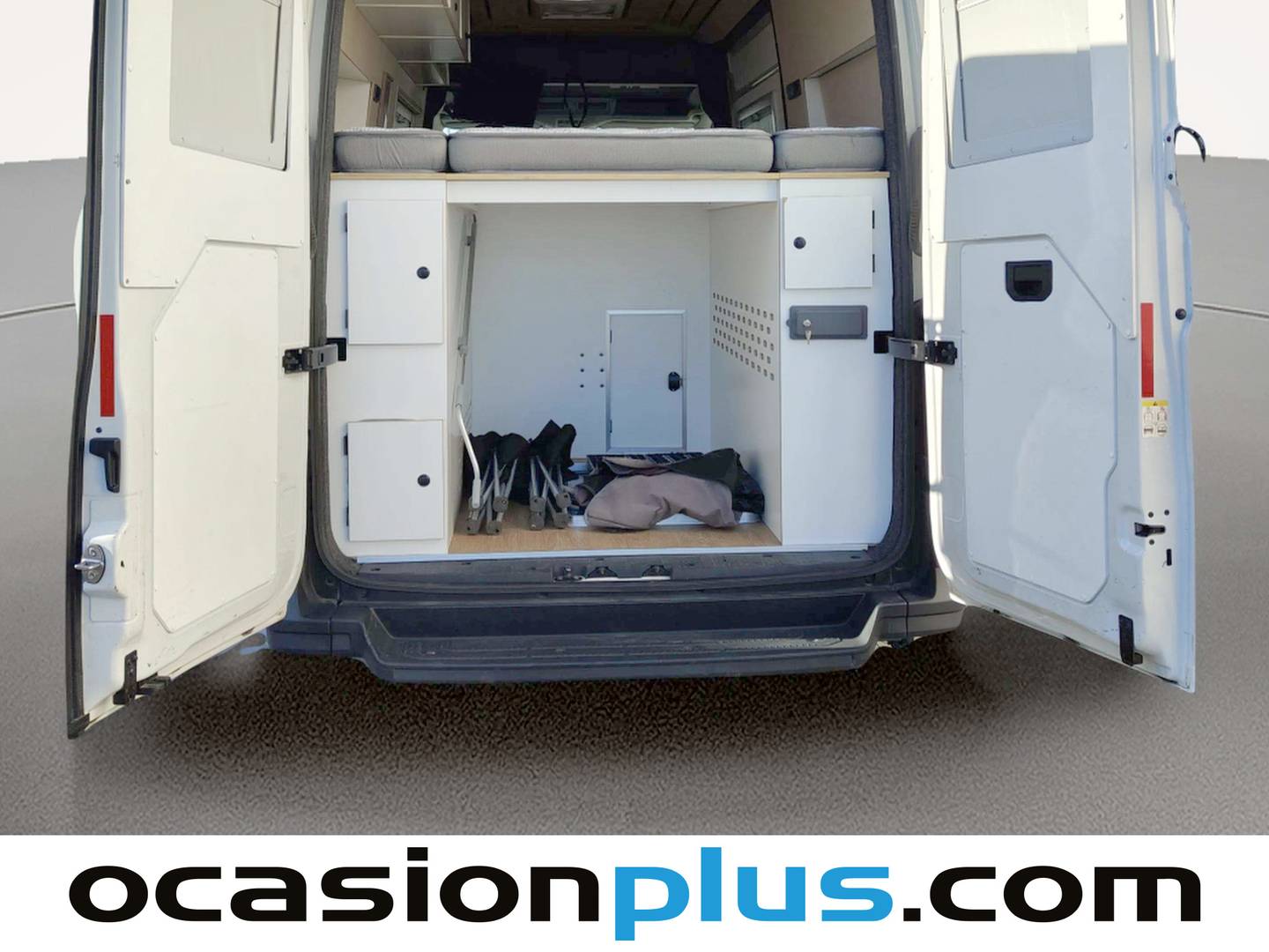 Foto asientos traseros Volkswagen Crafter Volkswagen Crafter 30 Furgón Batalla Media L3H2 2.0 TDI (140 CV)