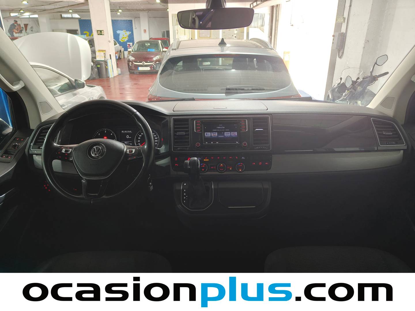 Volkswagen Caravelle Volkswagen Caravelle Premium Batalla Larga 2.0 TDI BMT (150 CV) DSG de ocasión