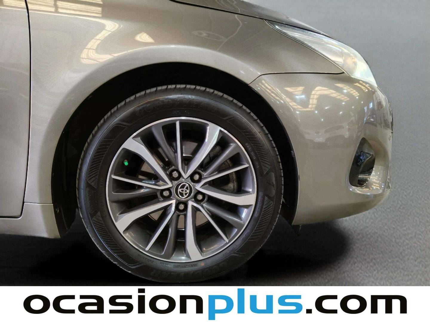 Toyota Avensis Toyota Avensis 150D Touring Sports Executive TS (143 CV) al mejor precio
