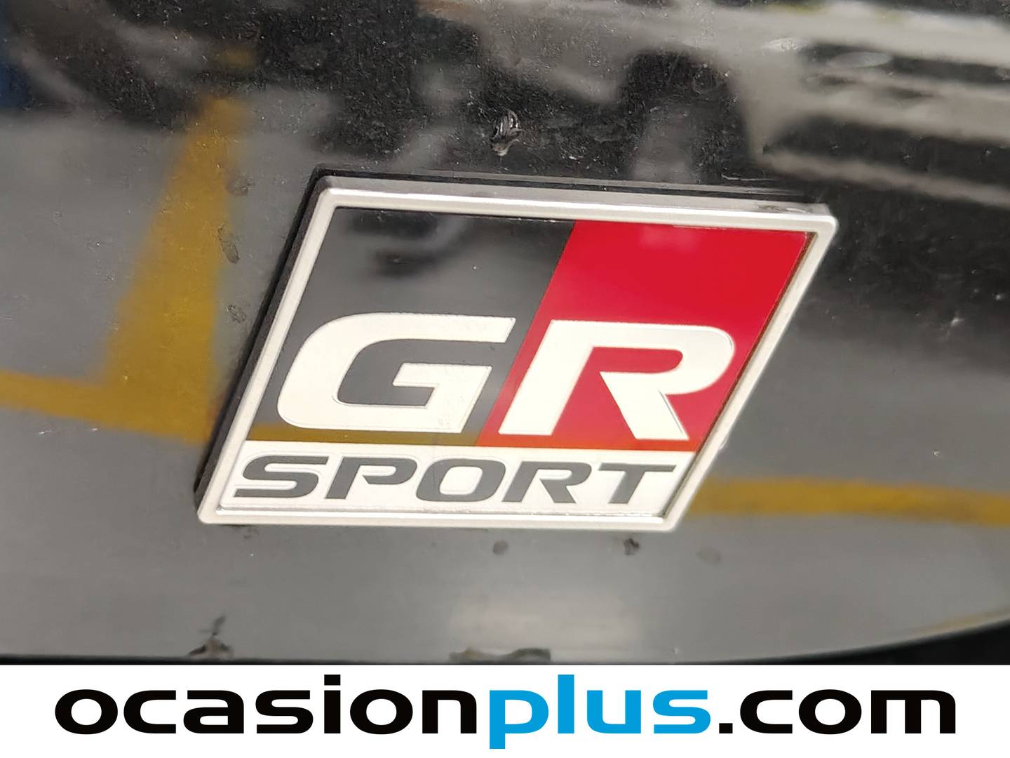 Extras y acabados del Toyota C-HR Toyota C-HR 180H GR Sport (184 CV)