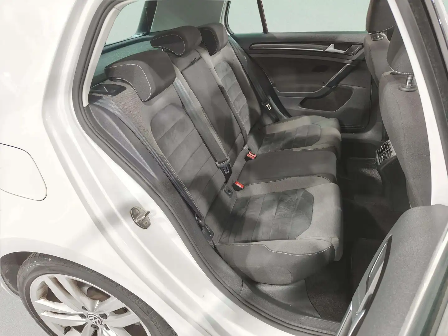 Foto Volkswagen Golf Volkswagen Golf Sport 2.0 TDI CR BMT (150 CV)