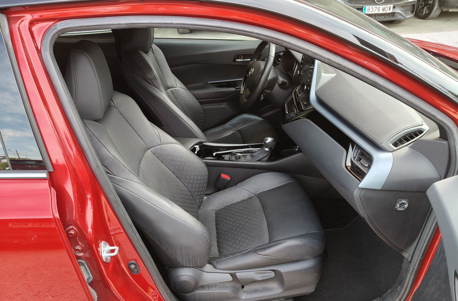 Toyota C-HR 180H Advance Luxury - foto 18