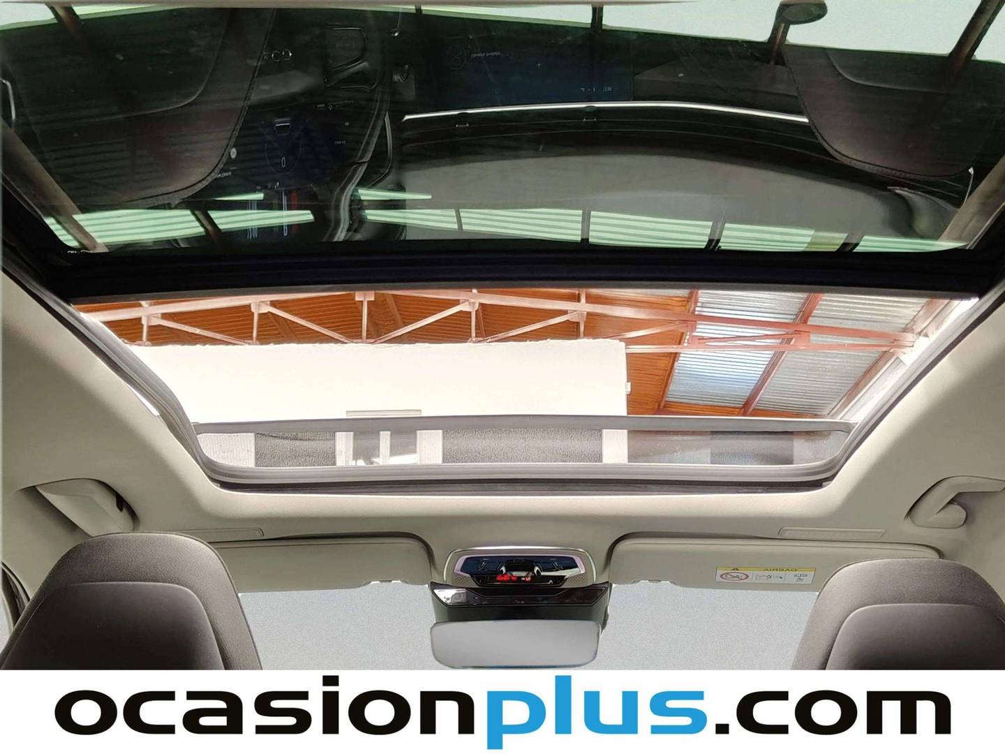 Extras y acabados del Lynk & Co 01 Lynk & Co 01 1.5 PHEV (261 CV)