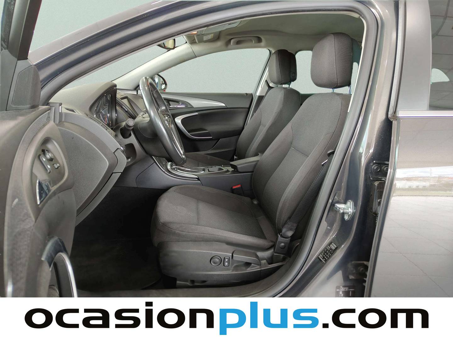 Foto asientos delanteros Opel Insignia Opel Insignia Sports Tourer 2.0 CDTI Selective Auto (130 CV)