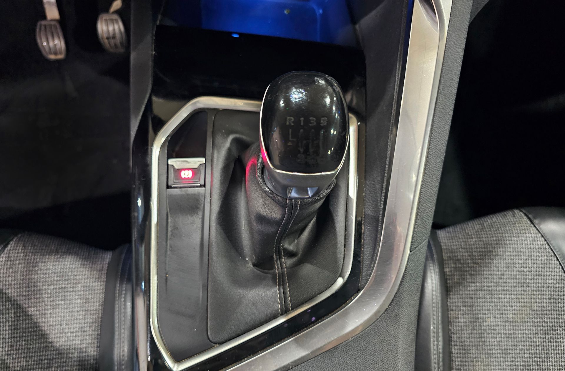 Peugeot 5008 PureTech 130 Allure 7 plazas - foto 5