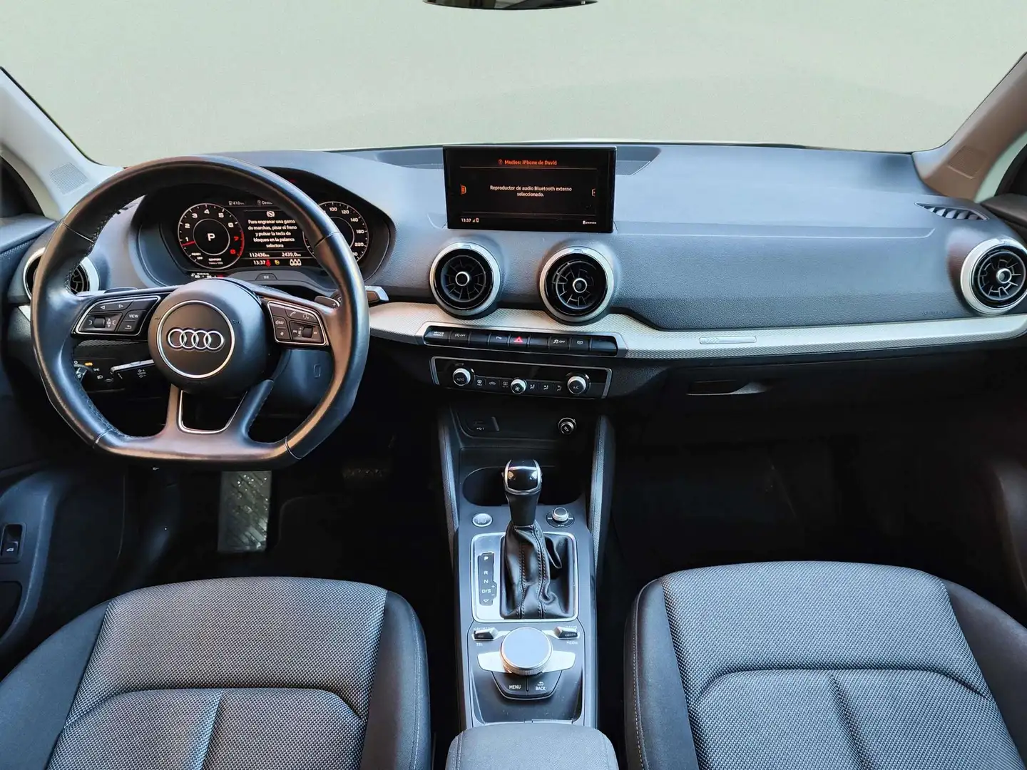 Foto Audi Q2 Audi Q2 Black line 35 TFSI (150 CV) S tronic Pack S-Line