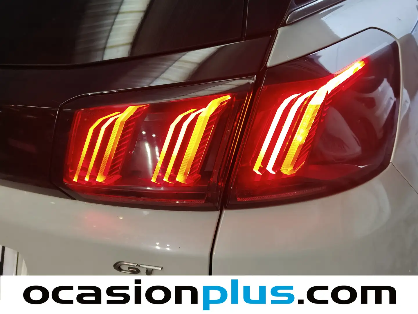 Foto Peugeot 3008 Peugeot 3008 PureTech 130 S&S GT (130 CV)