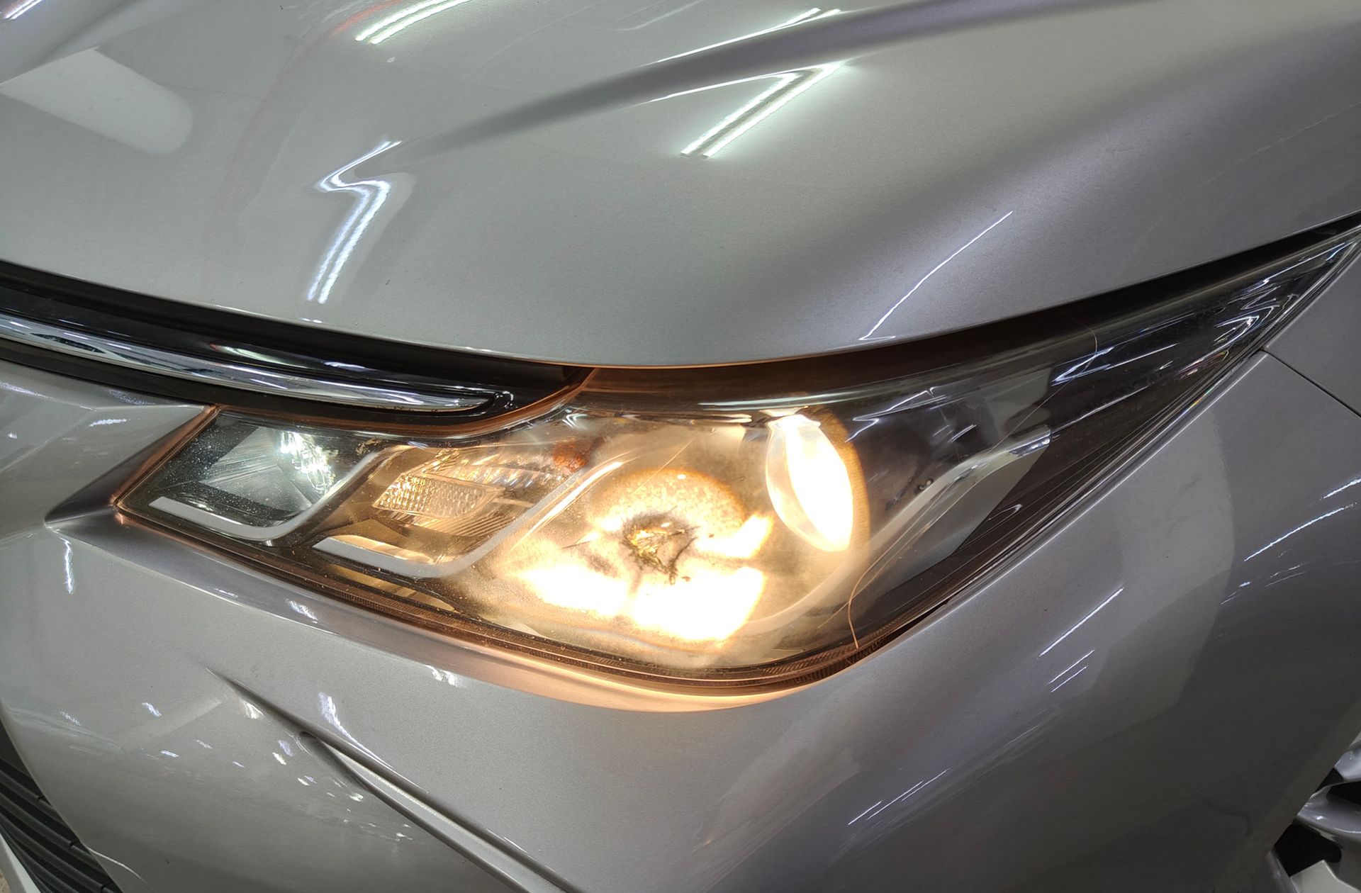 Toyota Corolla 1.8 125 Híbrido Active Tech E-CVT Sedán - foto 14