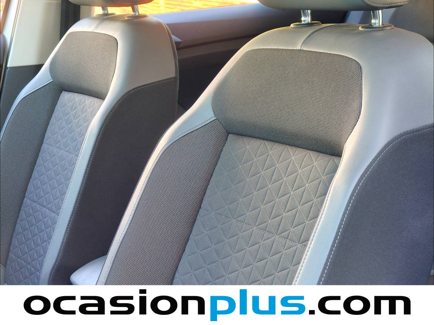 Extras y acabados del Volkswagen T-Cross Volkswagen T-Cross Sport 1.0 TSI (110 CV) Pack R-Line