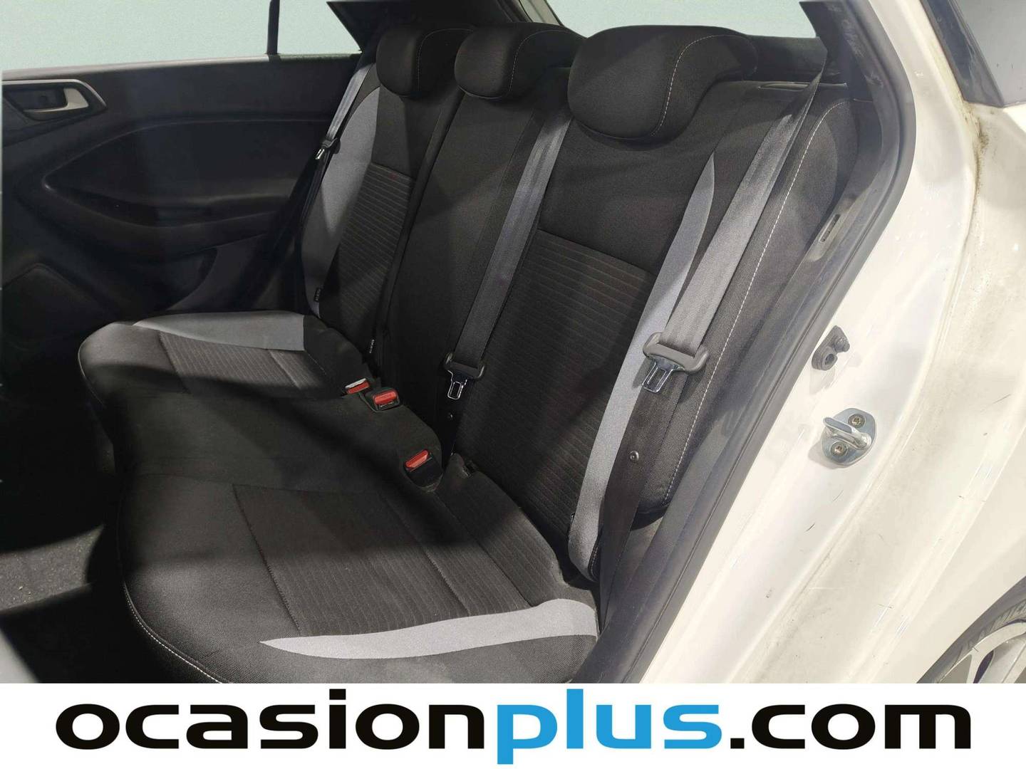 Foto asientos delanteros Hyundai i20 Hyundai i20 1.2 MPI Elegant Nav (84 CV)