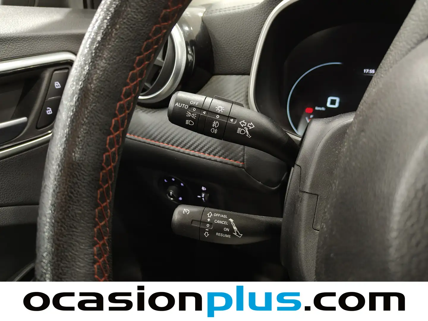 Foto MG ZS MG ZS 1.0T Luxury (111 CV)