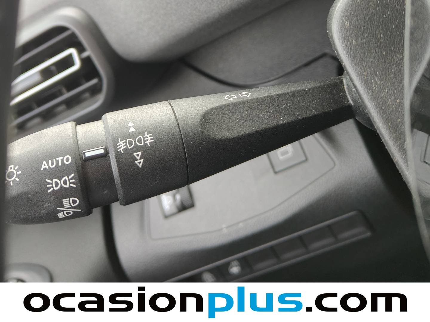 Foto Peugeot Rifter Peugeot Rifter BlueHDi 130 GT Long EAT8  (130 CV)